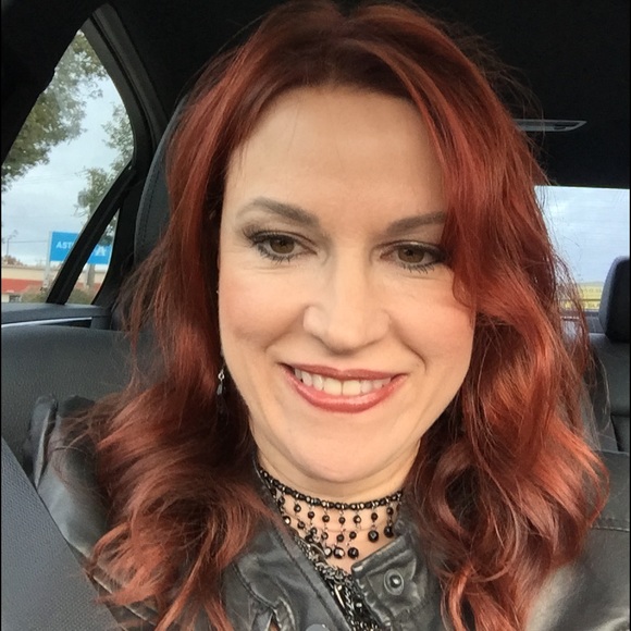 Meet the Posher, Ann - Picture 1 of 6